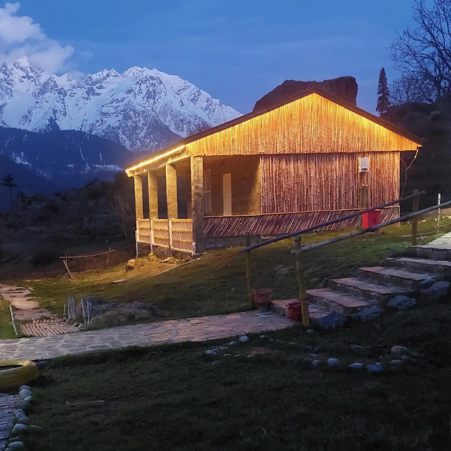 Khana Badosh Resort Kalam 외부 사진